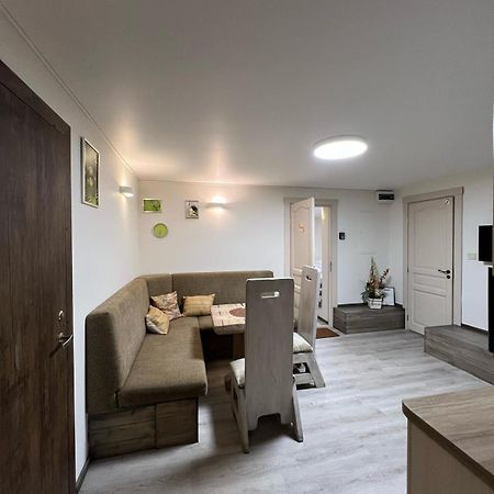 Kubu Ground Floor Rooms Klaipeda Exterior foto